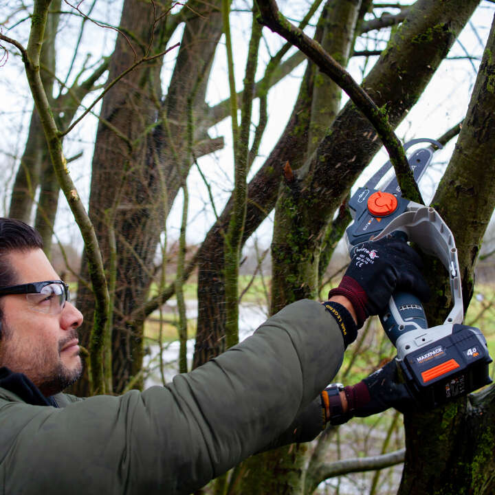 BATAVIA Akku-Einhand-Kettensäge solo